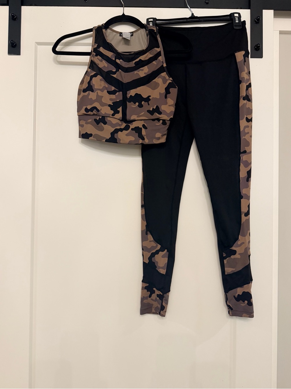 VENUS Black and Brown Camo Active Leggings Set